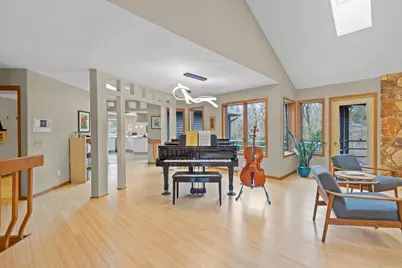 828 Tamarack Way, Verona, WI 53593 - Photo 8