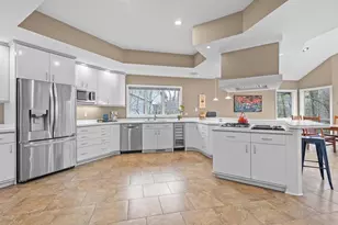 828 Tamarack Wy, Verona, WI 53593 - Photo 12