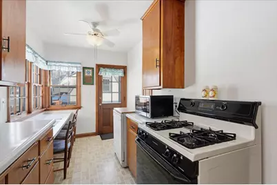 453 Virginia Terrace, Madison, WI 53726 - Photo 8