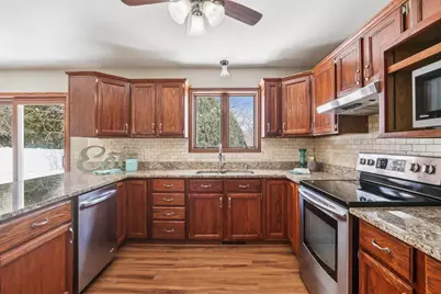 1008 Eric Lane, Waunakee, WI 53597 - Photo 8