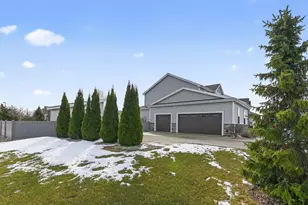 493 Crescendo Dr, Sun Prairie, WI 53590 - Photo 4