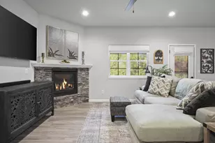 215 Boann Ter, Belleville, WI 53508 - Photo 4