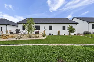 215 Boann Ter, Belleville, WI 53508 - Photo 28