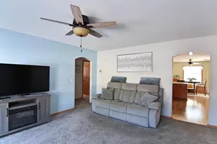 624 E Market St, Elkhorn, WI 53121 - Photo 4