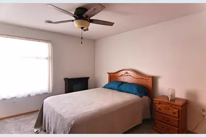 624 E Market Street #101, Elkhorn, WI 53121 - Photo 6