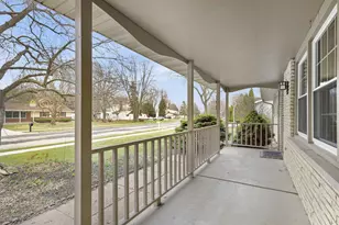 120 Walmar Dr, Sun Prairie, WI 53590 - Photo 2