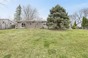 120 Walmar Dr, Sun Prairie, WI 53590 - Photo 28