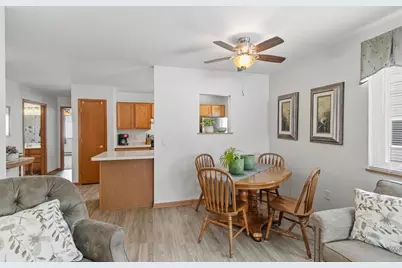 1507 Manassas Drive #51, Baraboo, WI 53913 - Photo 6