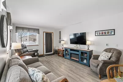 1507 Manassas Drive #51, Baraboo, WI 53913 - Photo 10