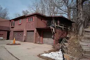 142 Beach Ave, Edgerton, WI 53534 - Photo 2