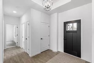 322 Willow St, Pardeeville, WI 53954 - Photo 4