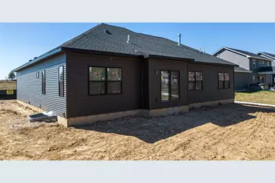 3829 N Woodbury Lane, Janesville, WI 53545 - Photo 8