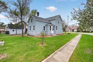 210 Farmer St, Princeton, WI 54968 - Photo 4