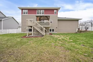 1198 Gracing Oaks Ln, Sun Prairie, WI 53590 - Photo 52