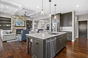 6653 Morning Dew Ln, Sun Prairie, WI 53590 - Photo 14