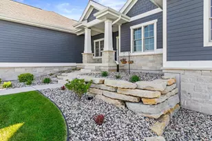 6653 Morning Dew Ln, Sun Prairie, WI 53590 - Photo 4