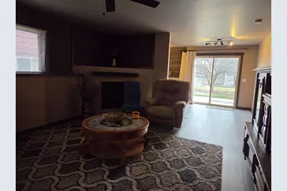 637 Garfield Avenue, Janesville, WI 53536 - Photo 8