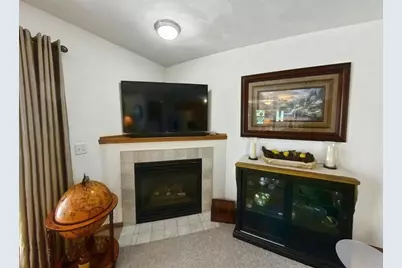 637 Garfield Avenue, Janesville, WI 53536 - Photo 8