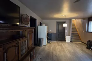 637 Garfield Ave, Janesville, WI 53536 - Photo 10