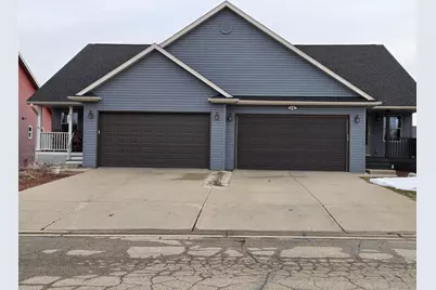 637 Garfield Avenue, Janesville, WI 53536 - Photo 1
