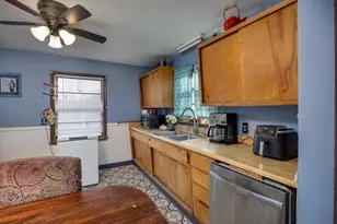 2209 W Court St, Janesville, WI 53548 - Photo 10