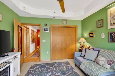 125 N Hamilton Street #601, Madison, WI 53703 - Photo 24