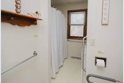 712 W Fountain Street, Ridgeville, WI 53533 - Photo 24