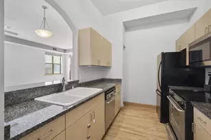 1150 Williamson St, Madison, WI 53703 - Photo 8