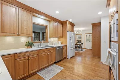 3223 Topping Road, Madison, WI 53705 - Photo 16