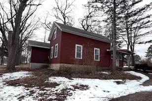 229 W Mill St, Poynette, WI 53955 - Photo 2