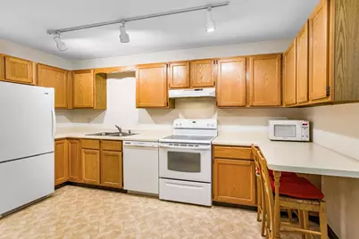 16 N Allen Street, Madison, WI 53726 - Photo 8
