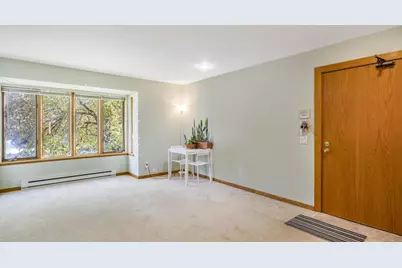 16 N Allen Street, Madison, WI 53726 - Photo 6