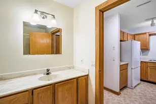 16 N Allen St, Madison, WI 53726 - Photo 14