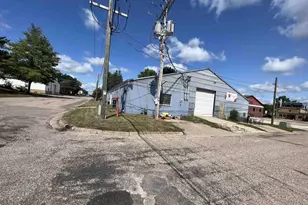 210 E Pearl St, New Lisbon, WI 53950 - Photo 56