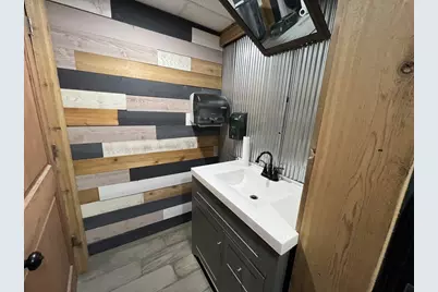 210 E Pearl Street, New Lisbon, WI 53950 - Photo 14