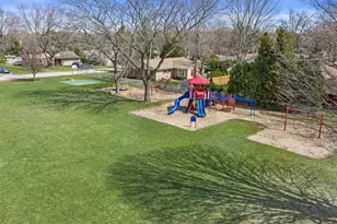 1007 Dona Rd, Hartland, WI 53029 - Photo 40