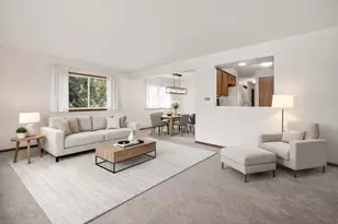 1007 Dona Rd, Hartland, WI 53029 - Photo 2