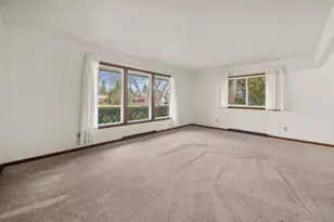 1007 Dona Rd, Hartland, WI 53029 - Photo 12