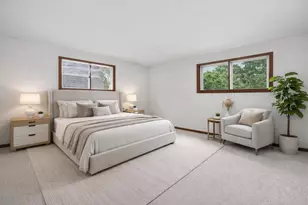 1007 Dona Rd, Hartland, WI 53029 - Photo 6