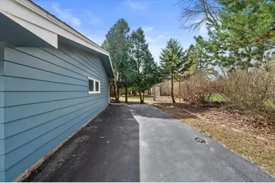 1007 Dona Road, Hartland, WI 53029 - Photo 38
