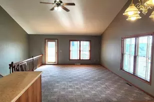 301 Douglas Ct, Barneveld, WI 53507 - Photo 8