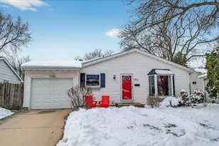 1802 Redwood Ln, Madison, WI 53711 - Photo 1