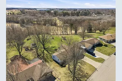 3828 Beacon Hill Drive, Janesville, WI 53546 - Photo 58