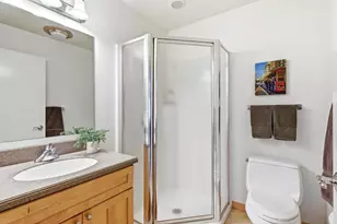 360 W Washington Ave, Madison, WI 53703 - Photo 20