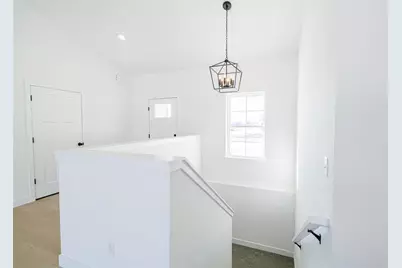 1732 E Kyle Circle, Beloit, WI 53511 - Photo 6