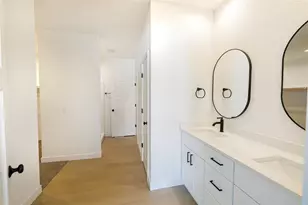 1732 E Kyle Circle, Beloit, WI 53511 - Photo 8