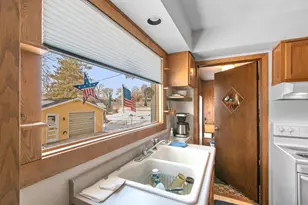 801 Park St, Baraboo, WI 53913 - Photo 8