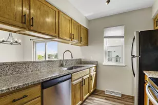 2217 Lincoln Ave, Stoughton, WI 53589 - Photo 6