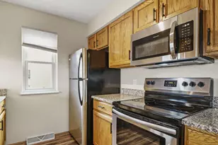 2217 Lincoln Ave, Stoughton, WI 53589 - Photo 8