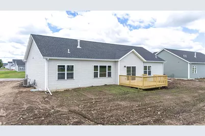 1738 E Kyle Circle, Beloit, WI 53511 - Photo 4
